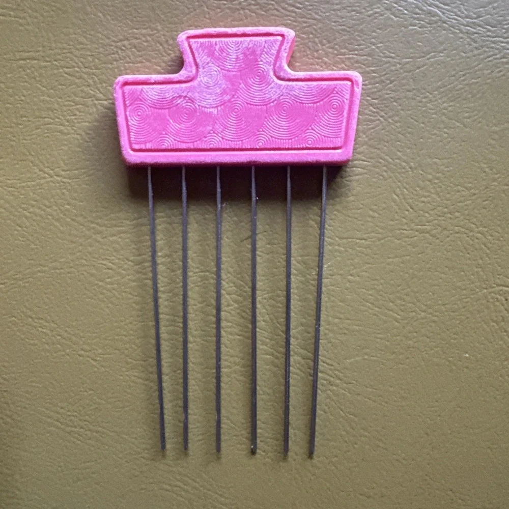 Vtg 70s 80s Goody Hair Lift Pick Tease Comb USA Made Purse Size Retro Pink 5128